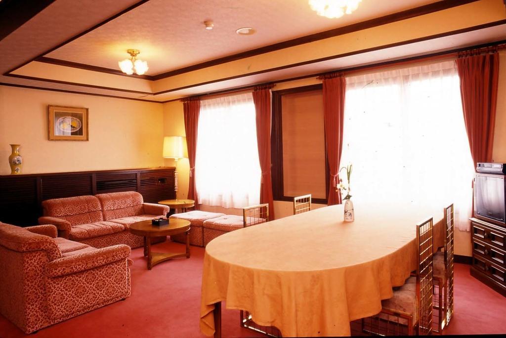 Oni No Sumika Hotel Izu  Ruang foto