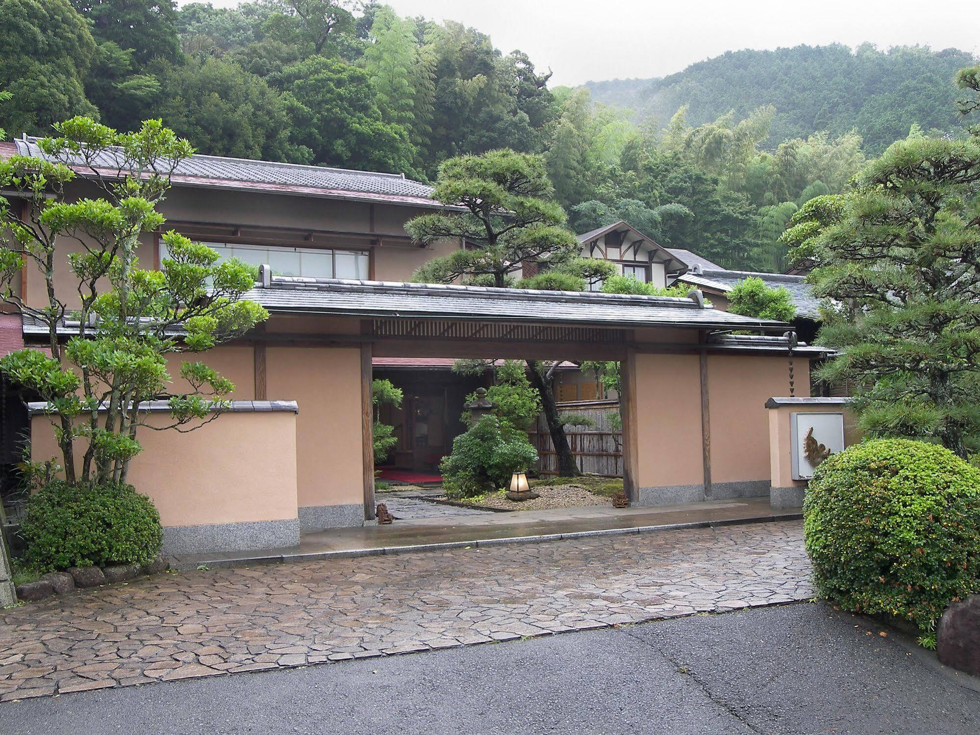 Oni No Sumika Hotel Izu  Bagian luar foto